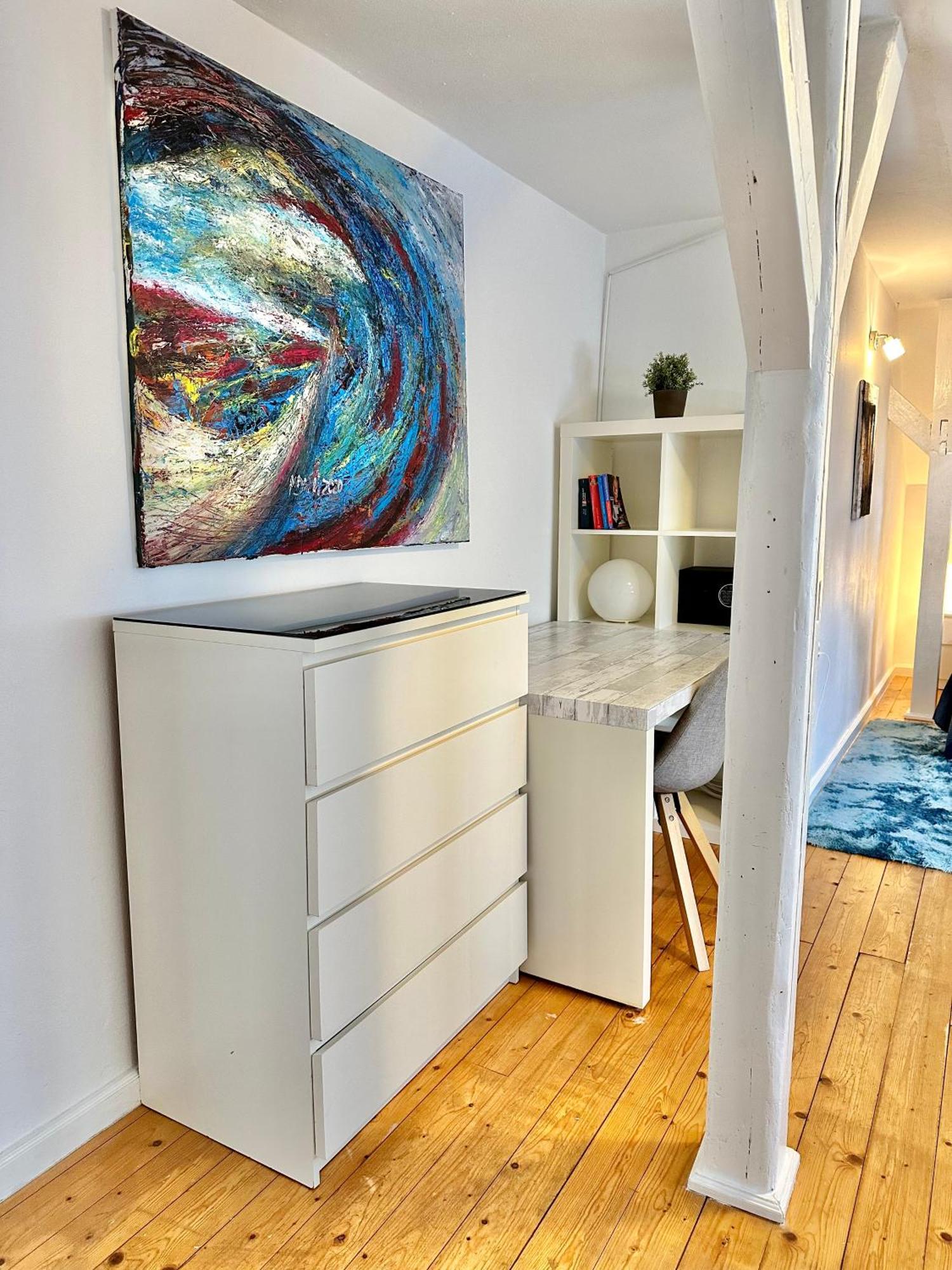Schoenes City-Apartment Mit 2 Schlafzimmer, Parkplatz, Ruhig Und Hell, D46-Dg Oldenbourg Extérieur photo