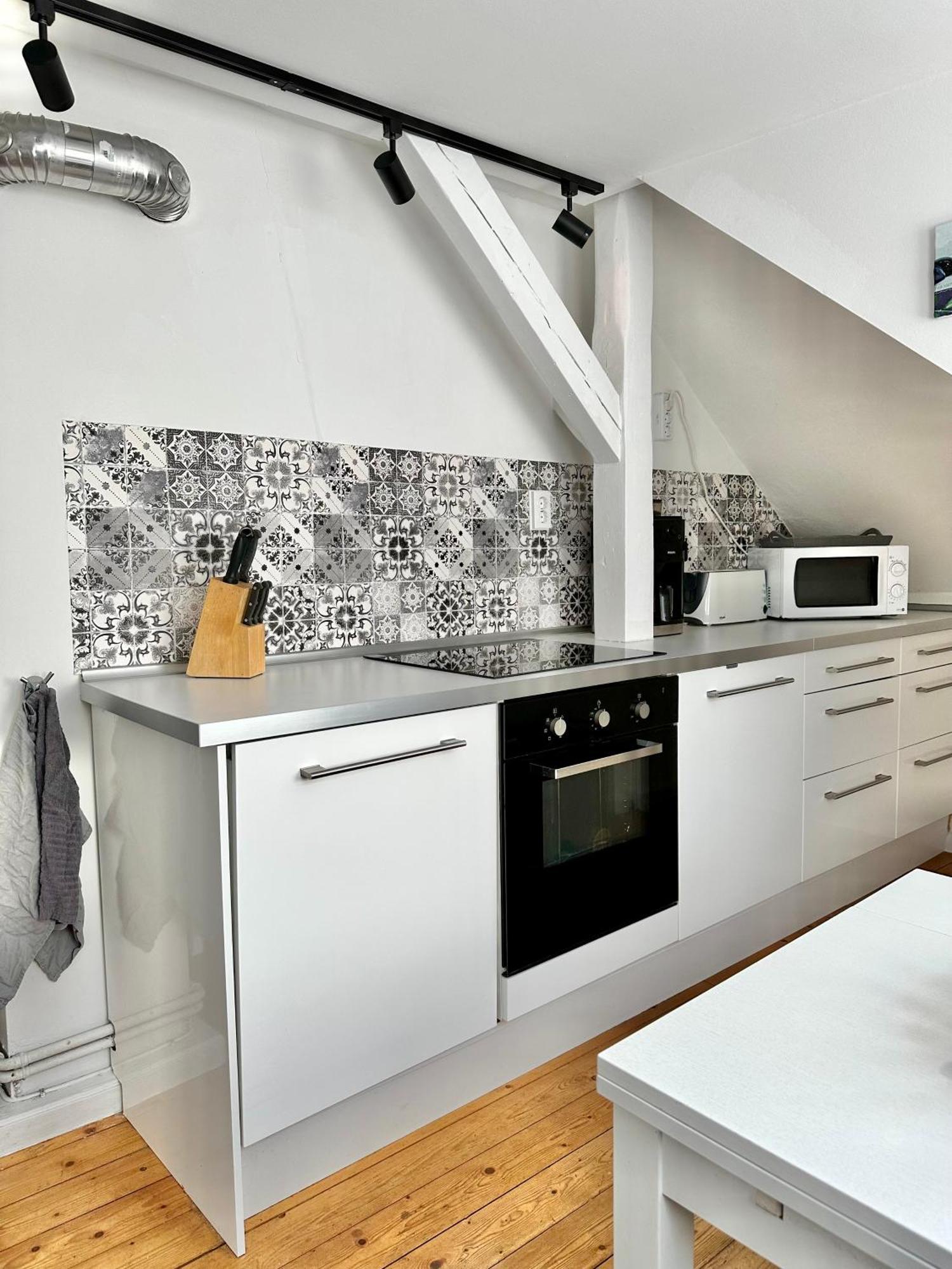 Schoenes City-Apartment Mit 2 Schlafzimmer, Parkplatz, Ruhig Und Hell, D46-Dg Oldenbourg Extérieur photo