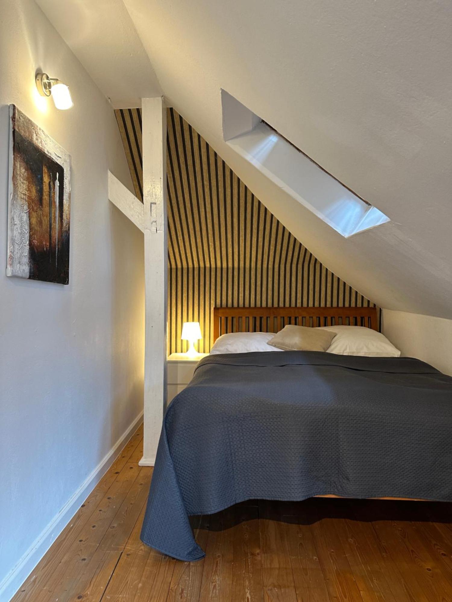 Schoenes City-Apartment Mit 2 Schlafzimmer, Parkplatz, Ruhig Und Hell, D46-Dg Oldenbourg Extérieur photo